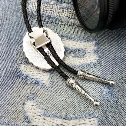 Cowboy Brown Oval Bolo Tie - Image 2