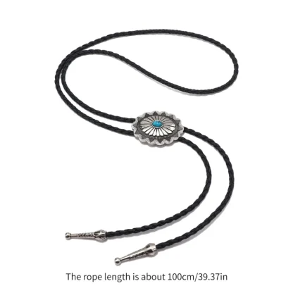 Carved Vintage-style Bolo Tie - Image 9
