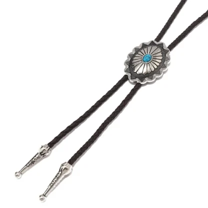 Carved Vintage-style Bolo Tie - Image 3